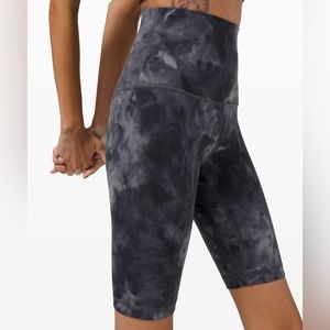 Lululemon Align Super High Rise Short 10” | Diamond Dye Pitch Grey Graphite Grey